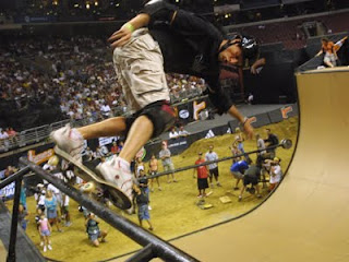 SKATE, AY ALGO MEJOR: Tony Howk y Steve Caballero